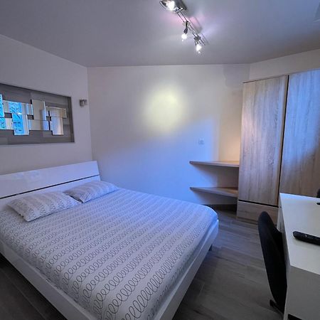 Residence Deschamps มงต์ลูซง ภายนอก รูปภาพ