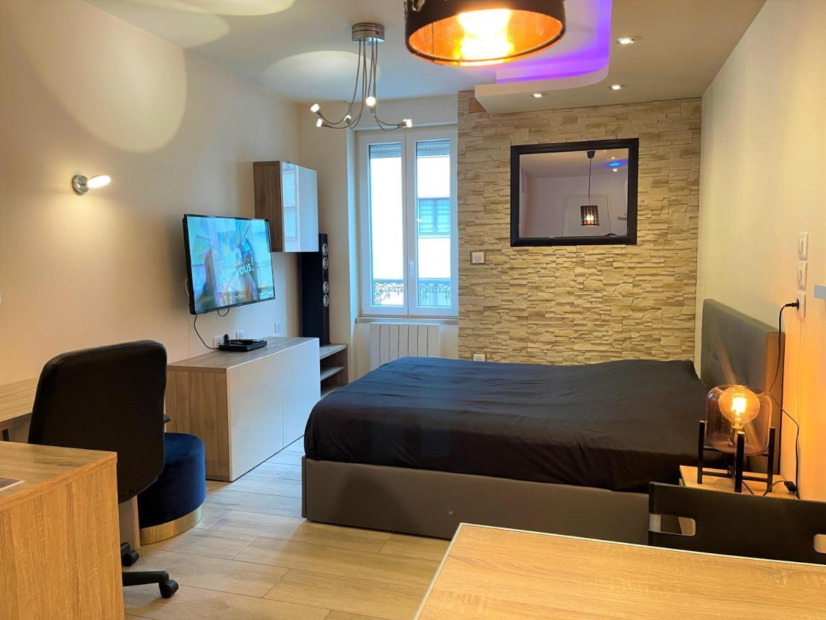Residence Deschamps มงต์ลูซง ภายนอก รูปภาพ