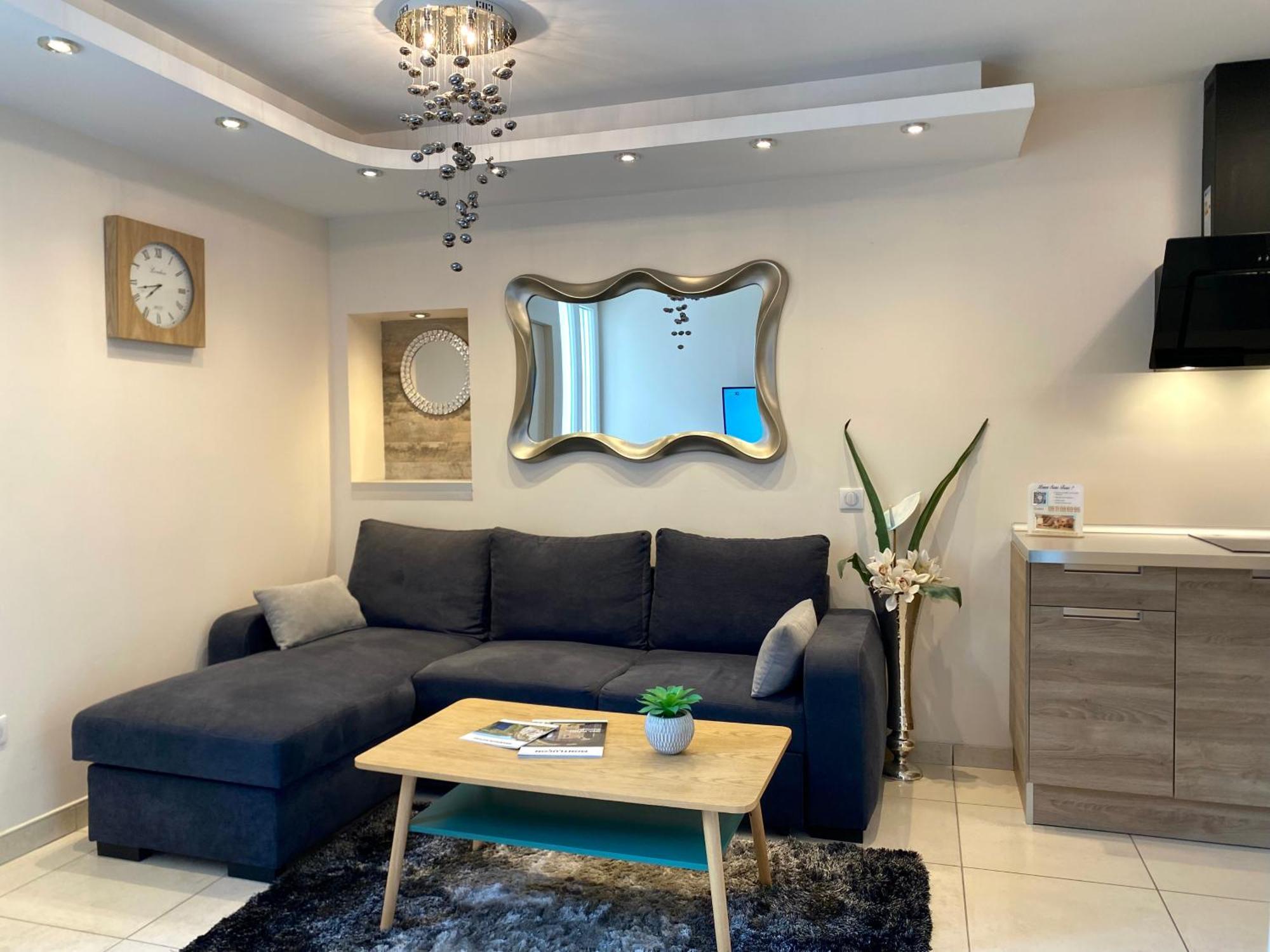 Residence Deschamps มงต์ลูซง ภายนอก รูปภาพ